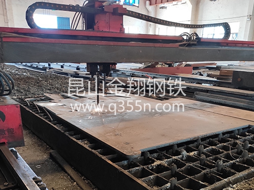 q355d鋼板加工廠家淺談激光切割機(jī)特點